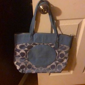 Coach shoulder bag
